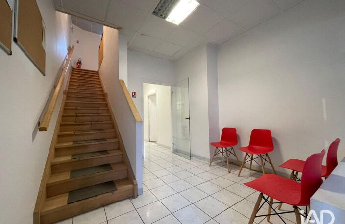 Vente Boutique/Local commercial 146 m&sup2; — photo 3