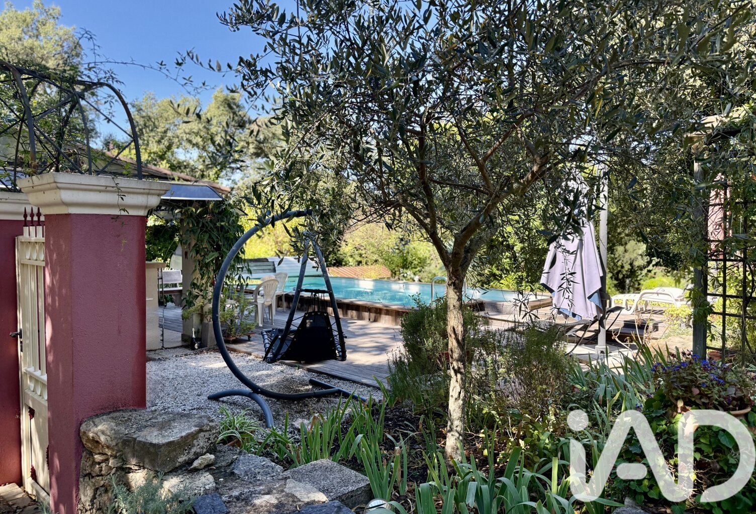 Vente Maison/villa 8 pièces — photo 1