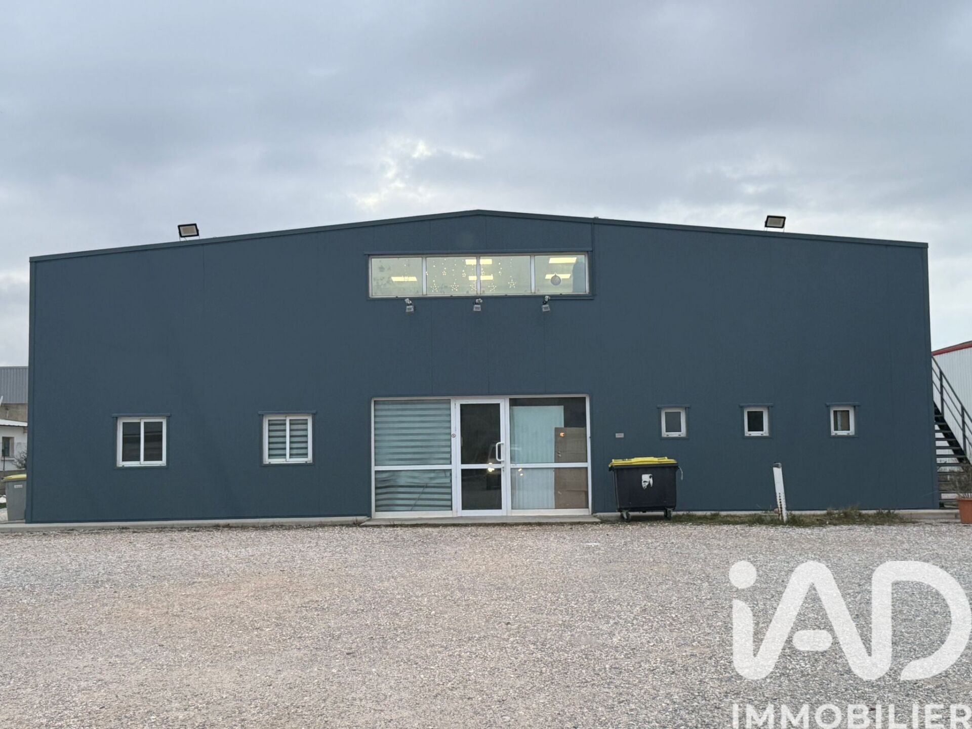 Rivesaltes - 665m² - 5p.