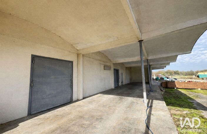 Vente Local d'activités 760 m&sup2; — photo 2