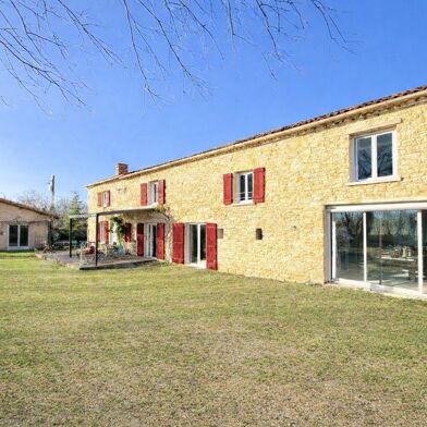 Maison 9 pièces 284750 €