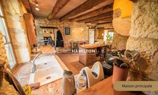 Maison 8 Pièces 217 m² à vendre à Cordes-sur-Ciel (81170)