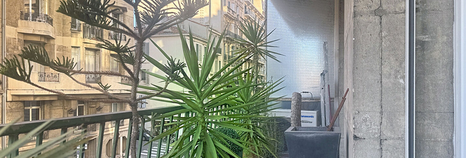 Appartement 4 Pièces 95 m² à vendre à Marseille 8 (13008)