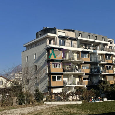 Appartement 3 pièces 185000 €