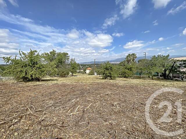 Terrain 1052 m² à Mougins — photo du bien