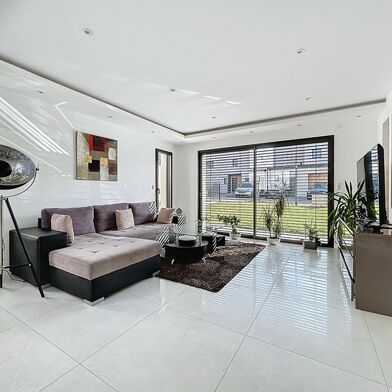 Maison 6 pièces 518000 €