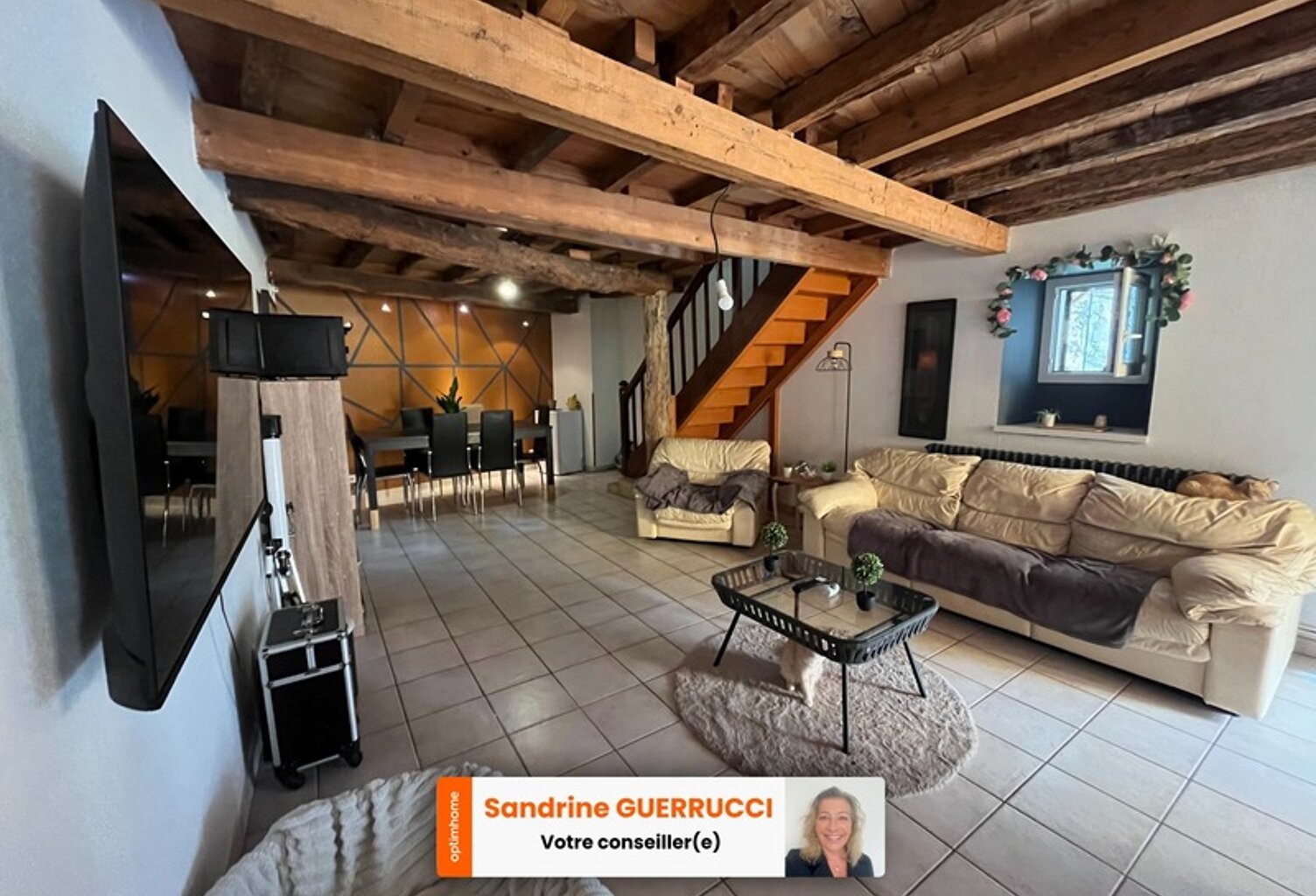CHARMANTE MAISON DE VILLAGE LOUEE A MEZIN 111 M² 4 PIECES — photo 1