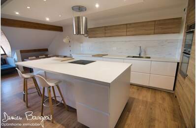 Duplex en dernier étage de 146 m² (208 m² au sol) avec double garage et cave — photo du bien