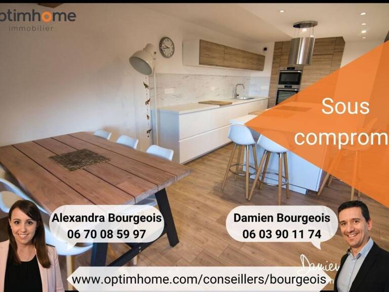 Duplex en dernier étage de 146 m² (208 m² au sol) avec double garage et cave — photo 1