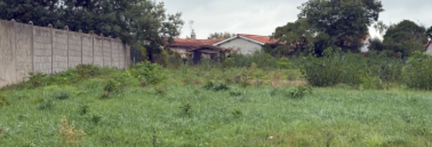 Terrain  700 m² à vendre à Villegouge (33141)