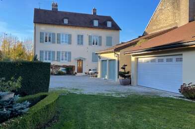 Maison 10 pièces 399000 €