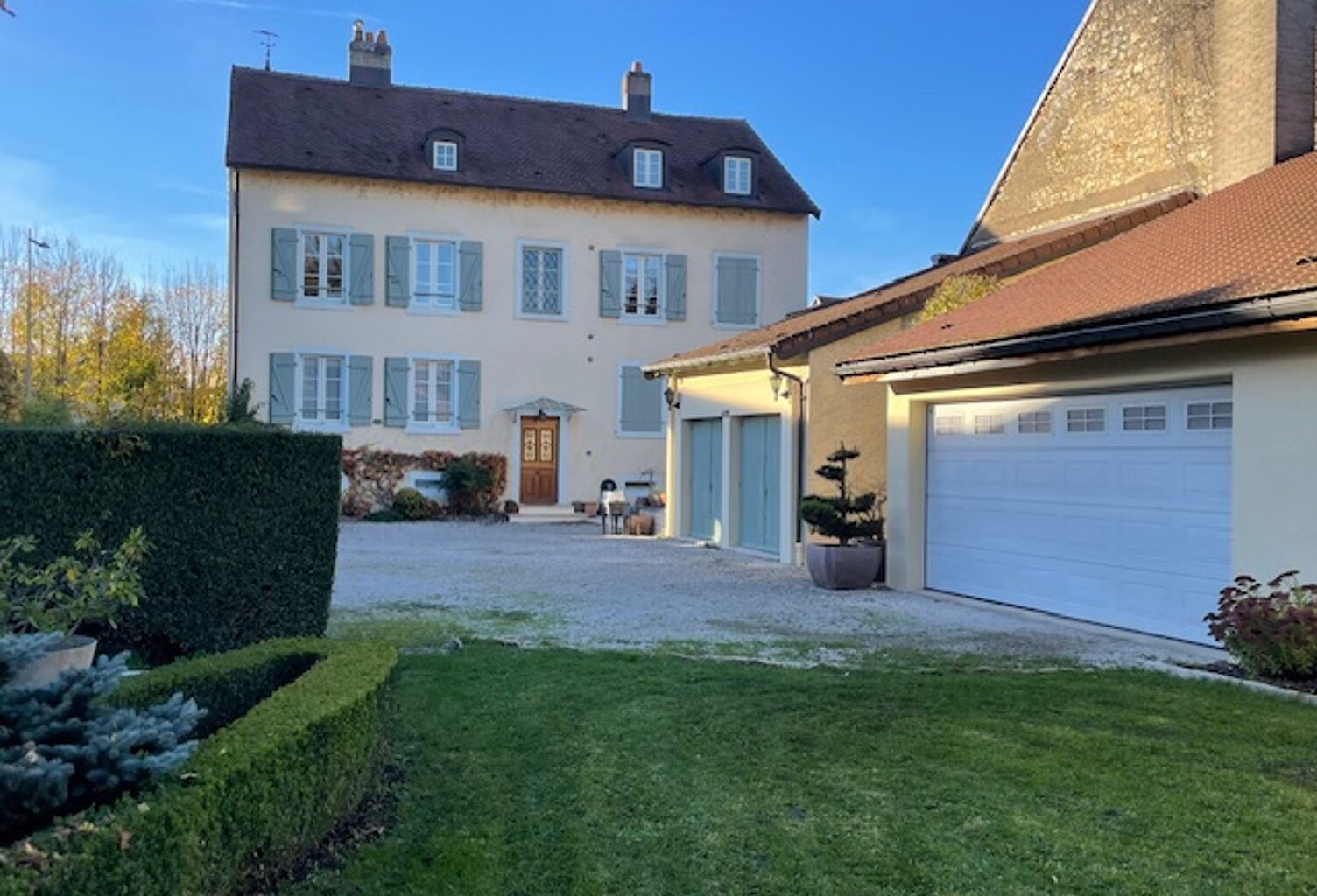 Maison bourgeoise - 313 m2- AUDINCOURT — photo 1