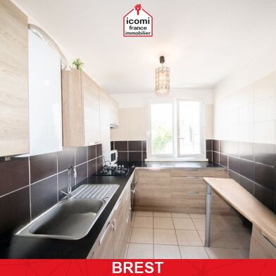 Appartement 6 pièces 180500 €