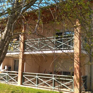 Appartement 3 pièces 749 €