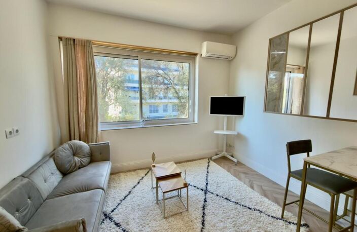 Appartement À Vendre — photo 3