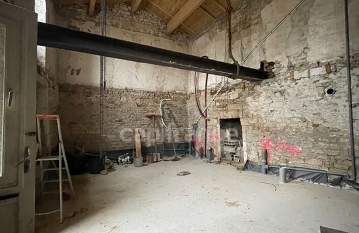Maison à vendre 7 pièces FONTENAY LE COMTE (85) — photo 3