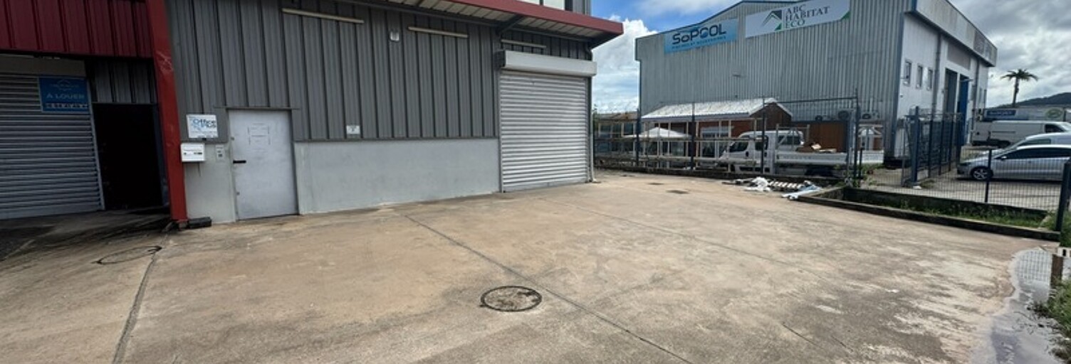 Local industriel  280 m² à louer à Matoury (97351)
