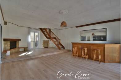 Appartement 4 pièces 163500 €