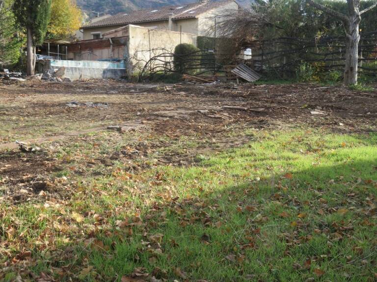 Terrain à vendre  DIGNE LES BAINS (04)  1125 M2 avec C U positif — photo 1