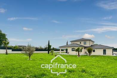 Maison 7 pièces 496000 €