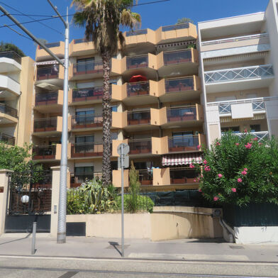 Appartement 4 pièces 218000 €