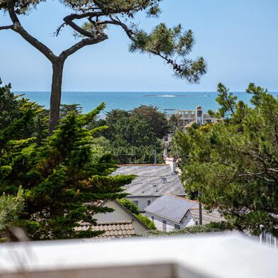 Appartement 4 pièces 498750 €