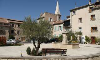 Appartement 3 Pièces 85 m² à louer à Saint-Didier (84210)