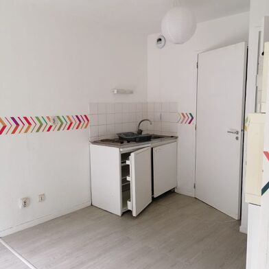 Appartement 1 pièces 380 €