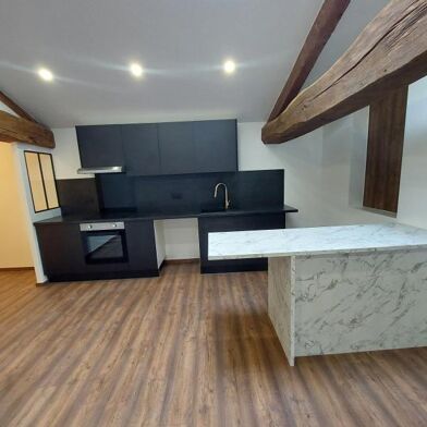 Appartement 3 pièces 770 €