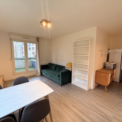 Appartement 2 pièces 851 €