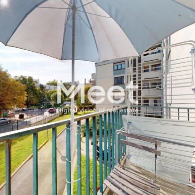 Appartement 4 pièces 296800 €