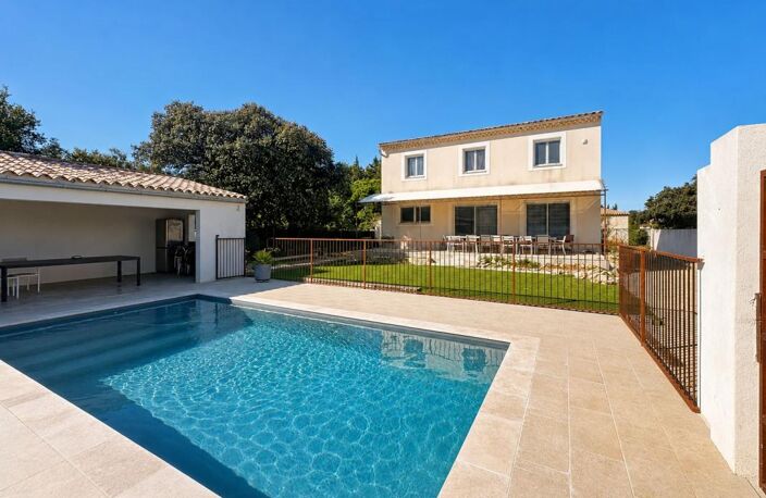 Maison À Vendre, Sorgues, 135 m², 4 chambres, Jardin clos, piscine, Garage — photo 2