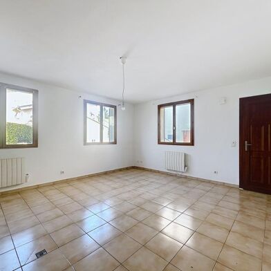 Appartement 2 pièces 560 €