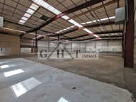 ENTREPOT-BUREAUX DE 1600M2 EN VENTE A PLAISIR ! — photo 3
