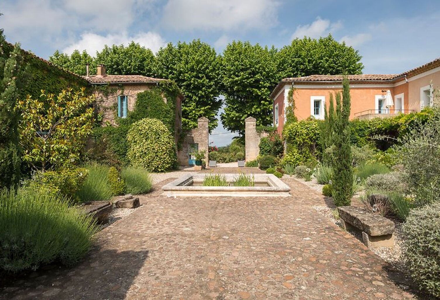 Magnifique domaine 1600 m²  très proche d'Uzès, 4,6 Ha de terres — photo 1