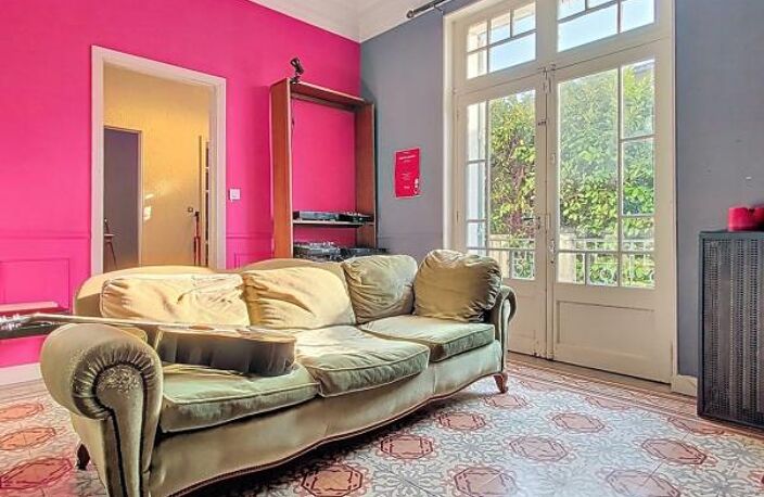 Avignon extra-Muros 1ère ceinture - Maison de charme - 230 m² habitable - rafraichissements à prévoir — photo 5