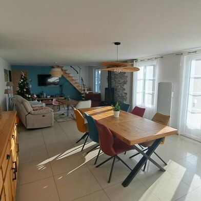 Maison 5 pièces 399500 €