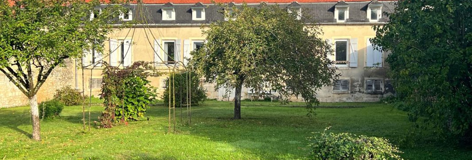 Maison 7 Pièces 432 m² à vendre à Wassy (52130)