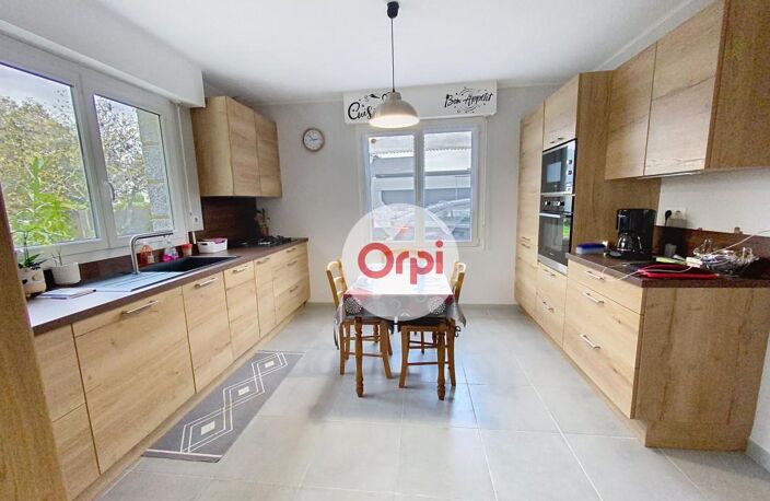 AU CALME Proche bourg ARZAL Grande Maison familiale, 165m² — photo 3