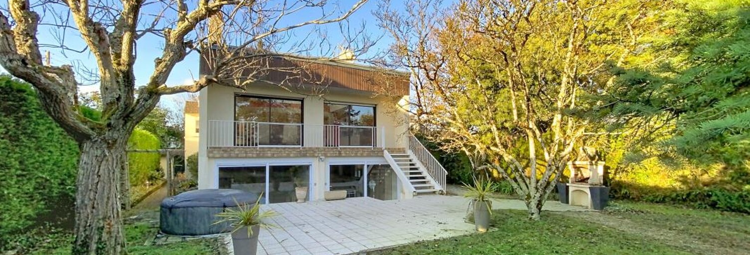 Maison 5 Pièces 256 m² à vendre à Joué-lès-Tours (37300)