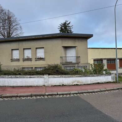 Maison 10 pièces 337000 €