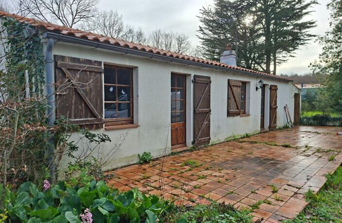 Maison à rénover sur grand terrain arboré - Saint-Gervais — photo 3