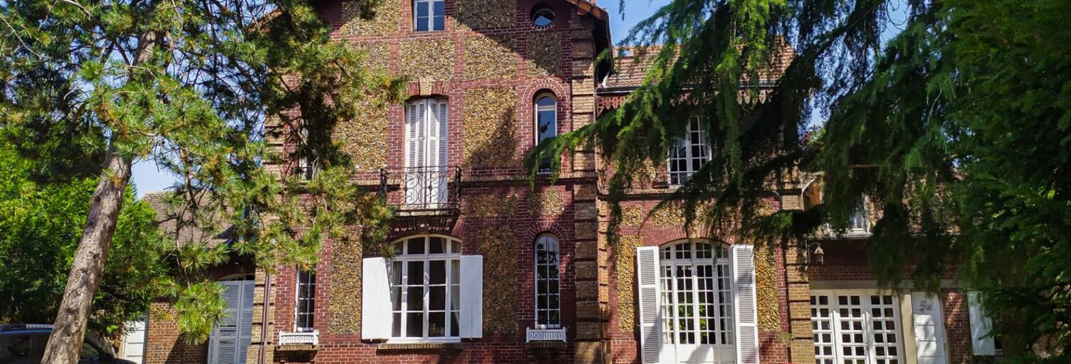 Maison 13 Pièces 291 m² à vendre à Saint-Étienne-du-Rouvray (76800)