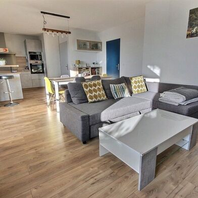 Appartement 5 pièces 341250 €