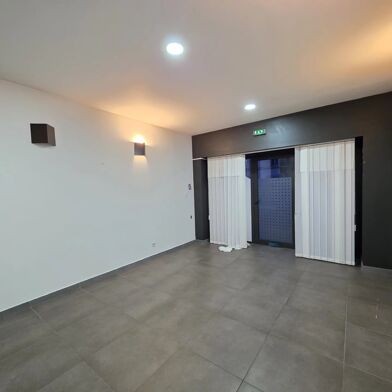 Commerce 3 pièces 59900 €