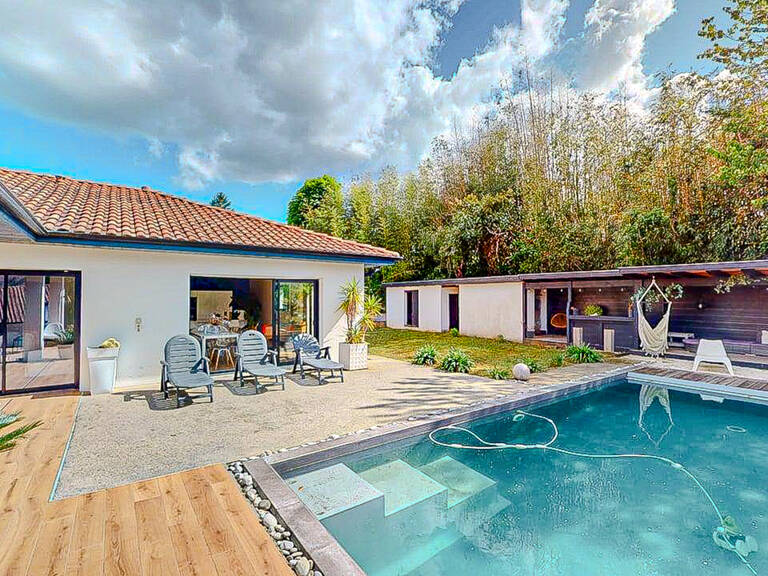 Maison contemporaine avec piscine et appartement indépendant — photo 1
