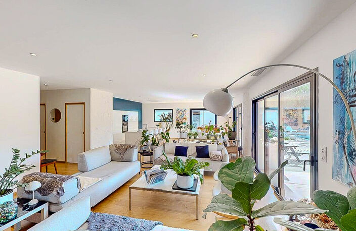 Maison contemporaine avec piscine et appartement indépendant — photo 5