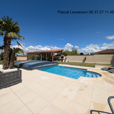 Maison 7 pièces 599000 €