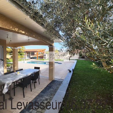 Maison 7 pièces 599000 €