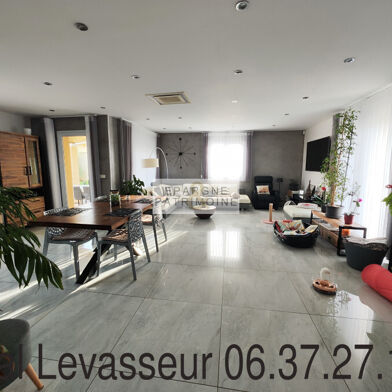 Maison 7 pièces 599000 €